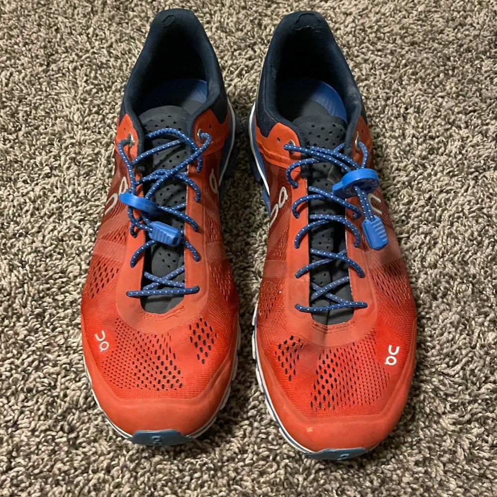 ON Cloudflow Men’s 9.5